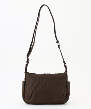 Y'SACCS トリプルポケットベーシックショルダー チョコ