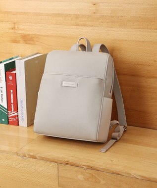 style code 【MERCURYDUO/マーキュリーデュオ】超軽量　リュックサック グレージュ