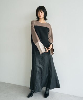 YECCA VECCA 釦デザイン配色ニット Border