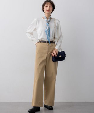 23区 L カフスボタン サテンTEEブラウス アイボリー系