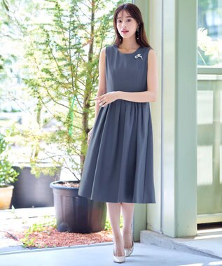 Tiaclasse 【洗える】タックフレアワンピース ブルー