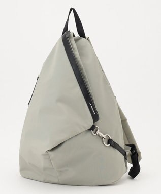 LA BAGAGERIE トライアングルリュックサック ライトグレー