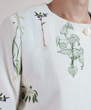 muuc ボタニカル刺繍のジャケット ホワイト