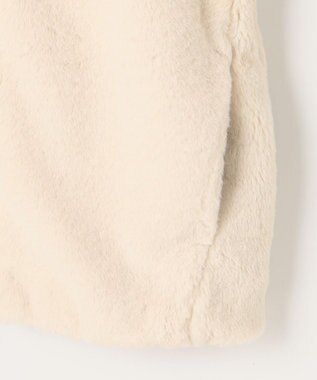 23区GOLF いつものスタイリングをアップデート【WOMEN】ファーフレンチ ベスト アイボリー系