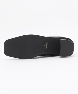 組曲 スクエアトゥショートブーツ シルバー系