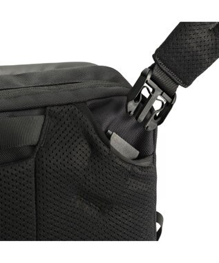 ACE BAGS & LUGGAGE ace. ラグレンティスクロス ショルダーバッグ A4 撥水 68796 エース ブラック