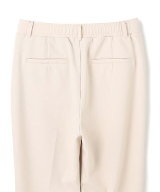 UNFILO 【WEB限定】BEAUTY MOVE センタープレス テーパードパンツ アイボリー