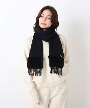 MOONBAT 【WEB限定】フルラ (FURLA)エコファー付きマフラー 無地×キルト風 ウールマフラー ロゴプレート付き ブラック