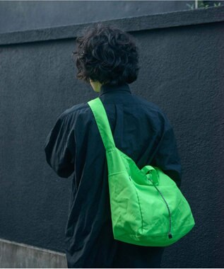 NIZYU KANO face別注 ポケッタブル3wayトート 蛍光グリーン