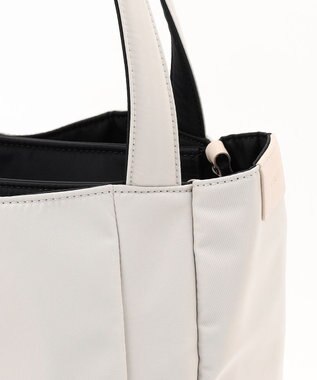 Y'SACCS 【ムック本掲載】ナイロンボンディングトート　Mサイズ アイボリー