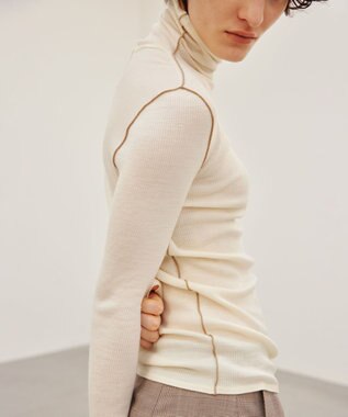 BEIGE， 【洗える・SPUR.JP 掲載】FORD / ハイネックトップス Ecru×Taupe