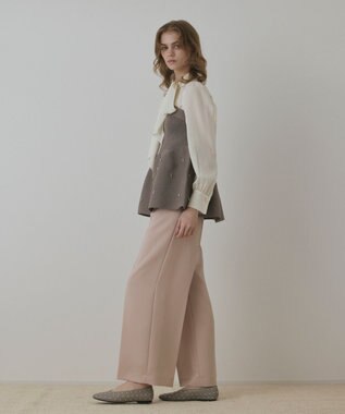 GRACE CONTINENTAL ペプラムベアニットトップ ベージュ