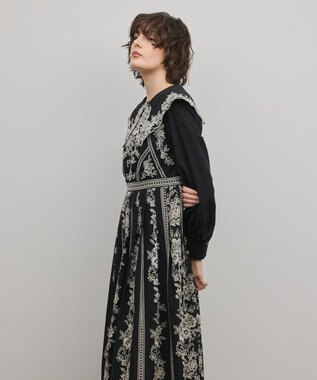 GRACE CONTINENTAL パターン刺繍ワンピース ブラック