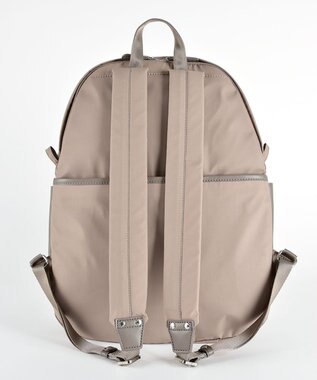 Y'SACCS 木村多江×Y'SACCS ナイロンリュックサック グレージュ