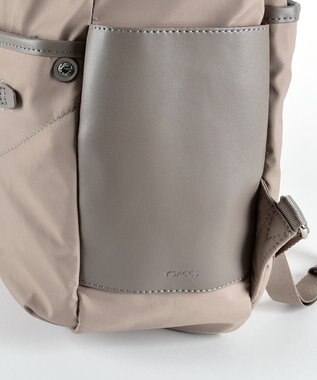 Y'SACCS 木村多江×Y'SACCS ナイロンリュックサック グレージュ