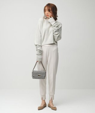 UNFILO ふわふわニット クロップドハイネック グレージュ