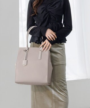 ACE BAGS & LUGGAGE Jewelna Rose OLバッグ・エト エアリィ 縦型トートバッグ 16272