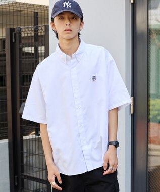 WEGO 【ユニセックス着用ITEM/MLサイズ展開】オックスフォードワンポイントシャツ（SS） ホワイト