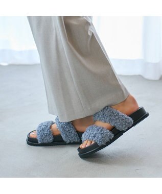 MODE ET JACOMO <carino>エコファーもこもこサンダル ブルー
