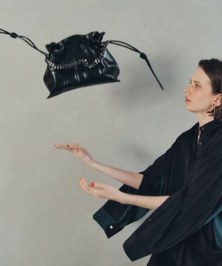 YECCA VECCA 2wayチェーンギャザーバッグ Black