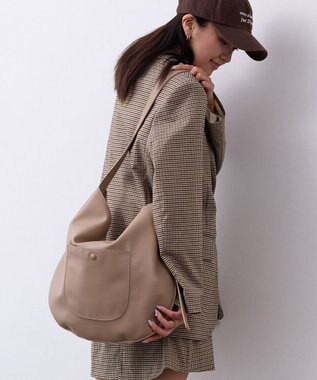 TOPKAPI 【TREASURE TOPKAPI】ラウンド ビッグ ショルダーバッグ ベージュ