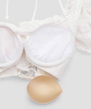 San-ai Resort（三愛水着楽園） 軽い着け心地でしっかり盛れる【楽盛り水着】　フリルワイヤービキニ　9M・11L　【San-ai Resort（サンアイリゾート）】 ホワイト