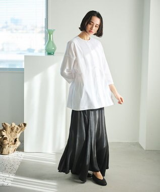 #Newans 【洗濯機可能/シワになりにくい】〈お腹・腰回りをカバー〉ピンタックデザインスクエアブラウス ホワイト