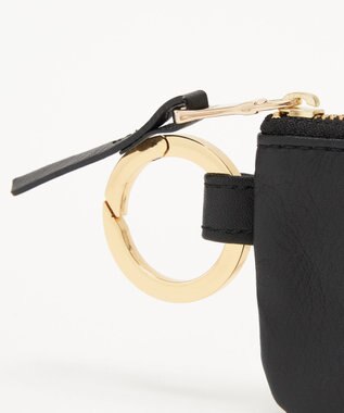 russet カラビナ付き ソフトレザーマルチケース(Z-211) Black