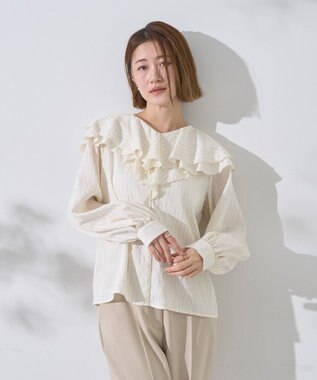 YECCA VECCA ストライプ柄ラッフルブラウス Stripe