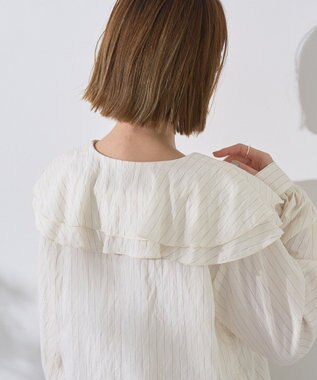 YECCA VECCA ストライプ柄ラッフルブラウス Stripe