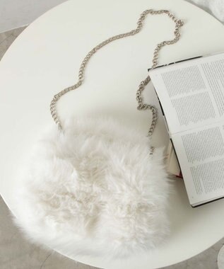 WEGO ファーフラップショルダー ホワイト