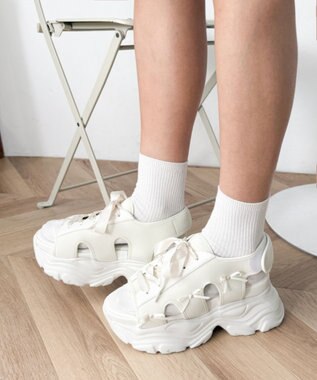 WEGO 厚底レースアップリボンスポサン オフホワイト