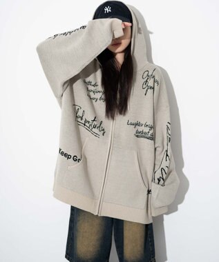  【ユニセックス着用ITEM】ジャガードロゴジップパーカー