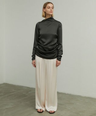 BEIGE， GINETTE / ストレートパンツ Nude