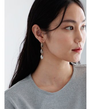 Te chichi スウィングイヤリング《2026 SUMMER LOOK item》 グレー