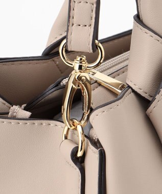 LA BAGAGERIE 【maison vert】 【多収納】リボンアオリ2WAYトート ベージュ