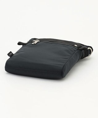 Y'SACCS テープデザイン　トラベルポシェット ダークグレー