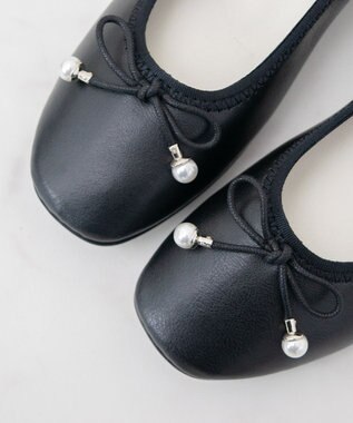 Bridget Birkin ＜3E＞【Bridget Birkin Walk】インヒールリボンパンプス ブラック