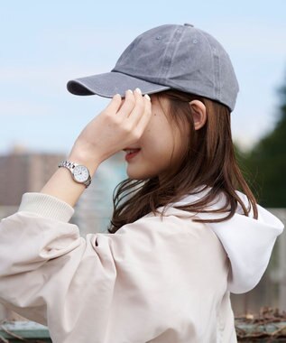 CITIZEN 【少し大きめ28mm】抜け感と透明感のあるソーラーテック電波時計 シルバー