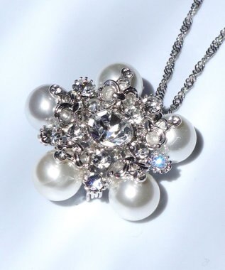 Tiaclasse パールブローチ２WAYネックレス シルバー