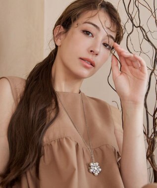 Tiaclasse パールブローチ２WAYネックレス シルバー