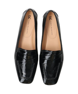 INTER-CHAUSSURES 【FABIO RUSCONI】スクエアトウサケットフラットローファー ブラックエナメル