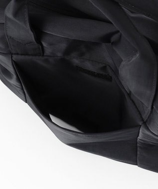 LA BAGAGERIE 【maison vert】 【トラベルにぴったり！】メニーポケットボストンバッグ ブラック