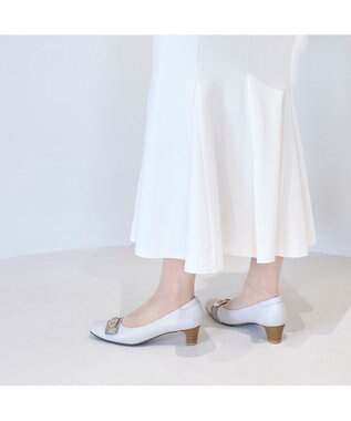 Riz raffinee <Riz raffinee>【2E】バックルデザインパンプス アイボリーコンビ