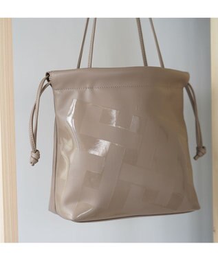 MIYABIYA La quoh with kirakaracho　角つなぎ ソフトレザー ミディアムトート 胡桃染（トープ）