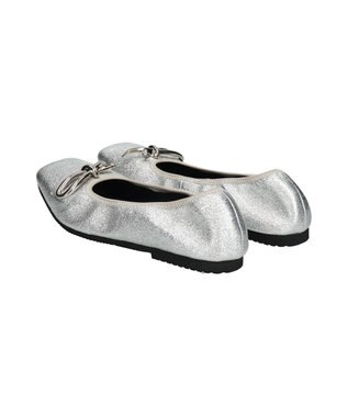 Bridget Birkin 【PARADIS COULEUR】スクエアトウメタルリボンバレエシューズ シルバー