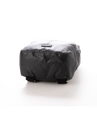 Y'SACCS コーティングナイロンリュック ブラック