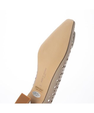 MODE ET JACOMO <MODE ET JACOMO>バックルモチーフパンチングパンプス オークコンビ