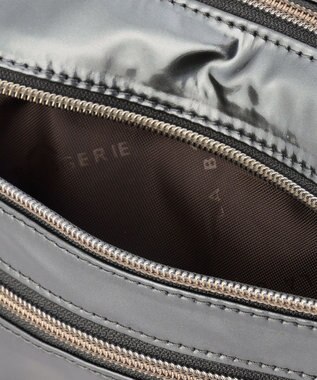 LA BAGAGERIE プリュイ ショルダーバッグ Sサイズ ガンメタリック