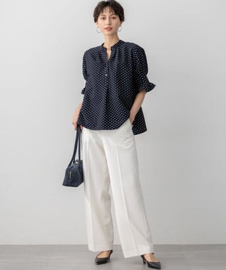 23区 【滝沢眞規子さん着用/VERY掲載】TRストレッチギャバ ワイド パンツ ホワイト系